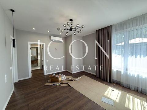 будинок за адресою Грушева вул.