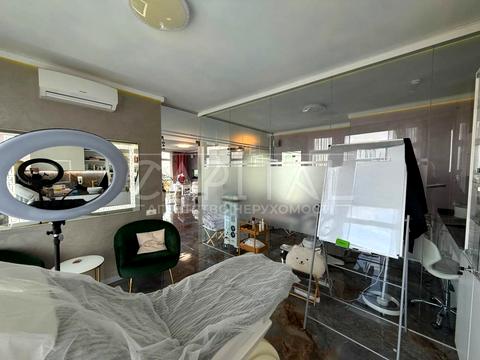 комерційна за адресою Соборності просп. (Возз'єднання), 30