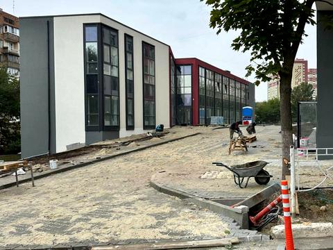 комерційна за адресою Фрометівська вул., 2