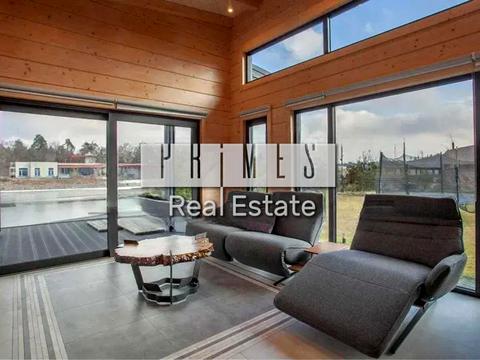 будинок за адресою Жовтнева вул.