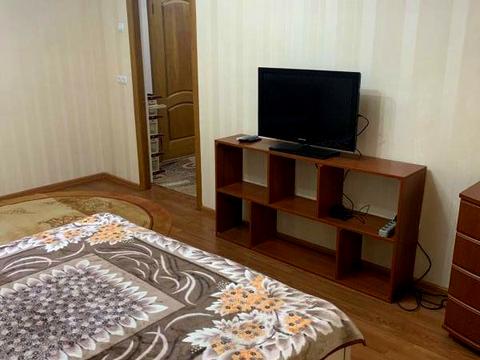 квартира за адресою Анни Ахматової вул., 4