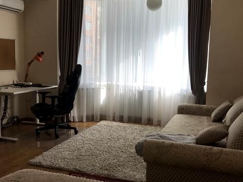 квартира за адресою Осіння вул., 33