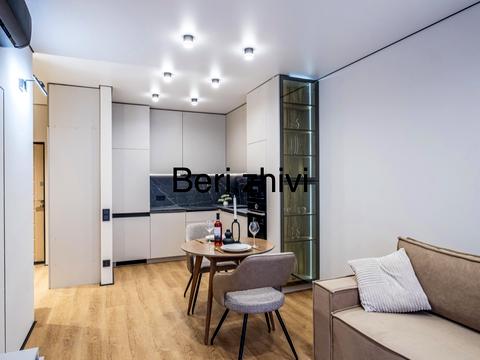 квартира за адресою Михайла Максимовича вул. (Онуфрія Трутенка), 28-Е