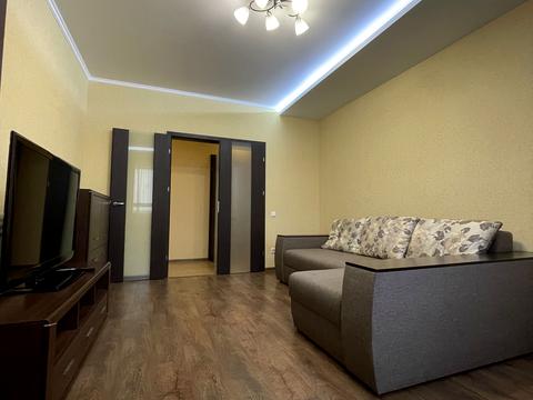 квартира за адресою Героїв полку "Азов" вул. (Маршала Малиновського), 8