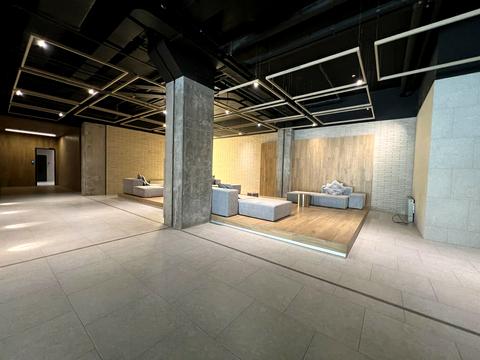 коммерческая по адресу Короленко ул., 2к