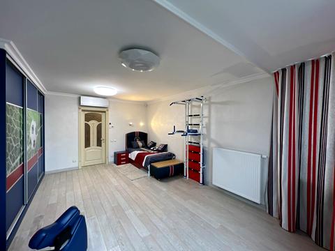 квартира за адресою Перемоги вул., 53