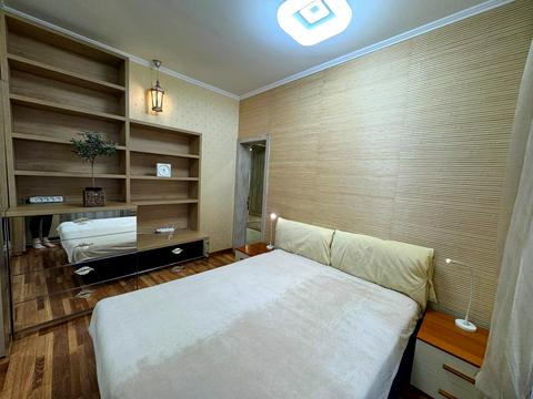 квартира за адресою Київ, Пирогова вул., 1/35