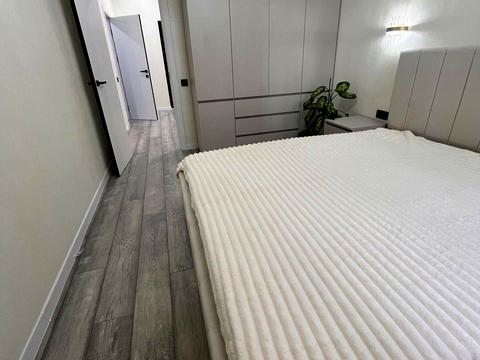квартира по адресу Краснова ул., 1-В