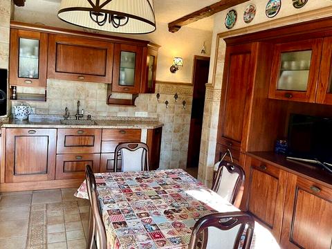 квартира за адресою Андрія Мельника вул. (), 14