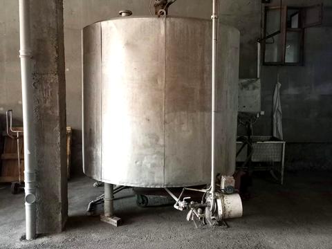 коммерческая по адресу Новомосковская дорога, 1