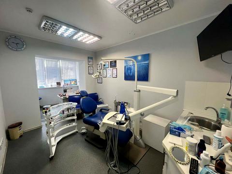 комерційна за адресою Новорічна вул., 73