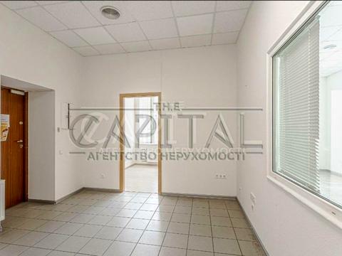 комерційна за адресою Київ, Казимира Малевича вул. (Боженка), 86