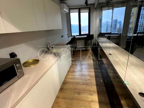 коммерческая по адресу Антоновича ул. (Горького), 74-78