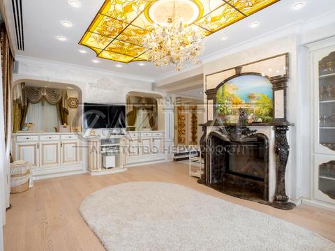 будинок за адресою осіння, 6