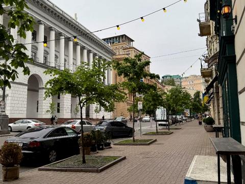 комерційна за адресою Архітектора Городецького вул., 4