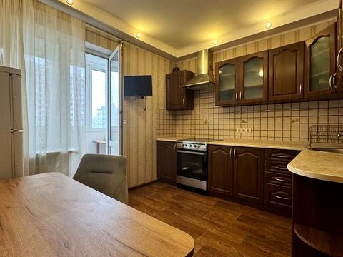 квартира по адресу Драгоманова ул., 8