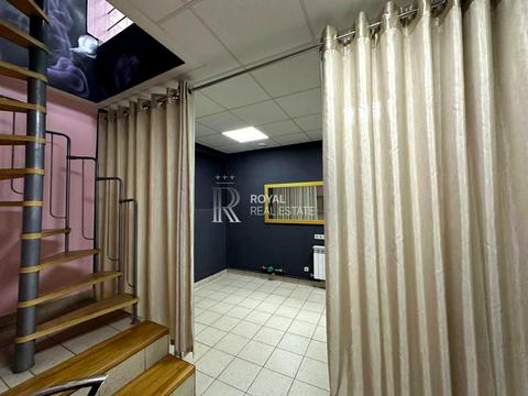 комерційна за адресою Володимира Івасюка просп. (Героїв Сталінграду), 16-Г