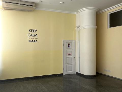 коммерческая по адресу Владимира Моссаковского ул. (Клари Цеткін), 1