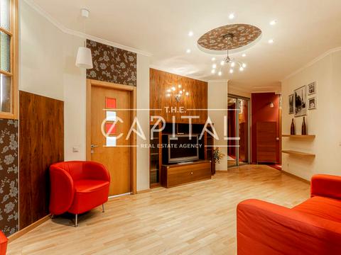 квартира за адресою Коновальца Евгения, 32