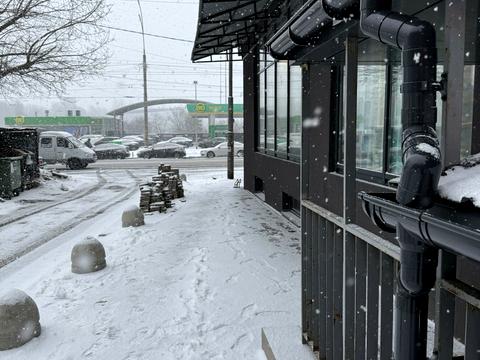 комерційна за адресою Науки просп., 58