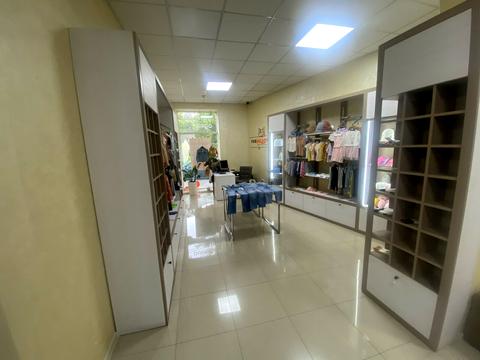 комерційна за адресою Медова вул., 5