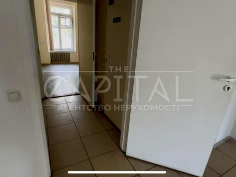 коммерческая по адресу Леси Украинки бульв., 34