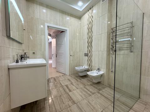 комерційна за адресою Братів Міхновських вул. (Московська), 37