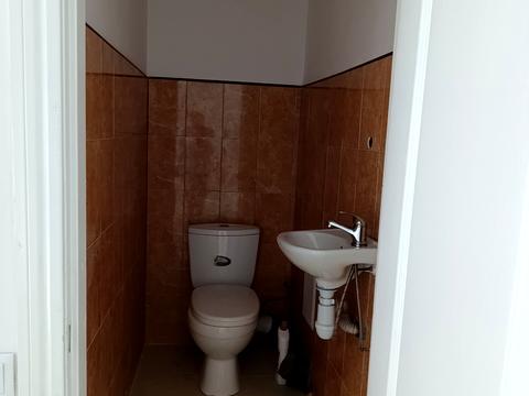 комерційна за адресою Успенська вул., 49
