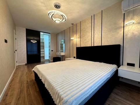 квартира по адресу Крайковского ул., 4