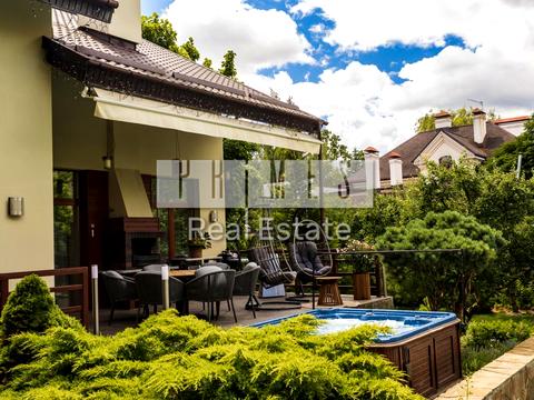 будинок за адресою каштанова