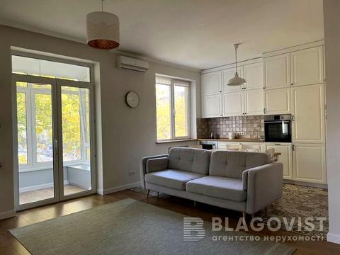 квартира за адресою Джона Маккейна вул. (Івана Кудрі), 13/2