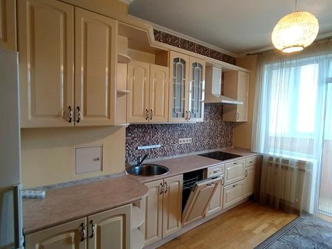 квартира за адресою Дніпровська набережна вул., 23