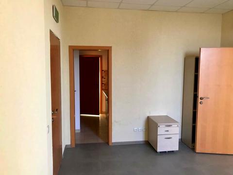 комерційна за адресою Мечникова вул., 19