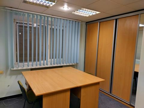 комерційна за адресою Богдана Гаврилишина вул. (Ванди Василевської), 11