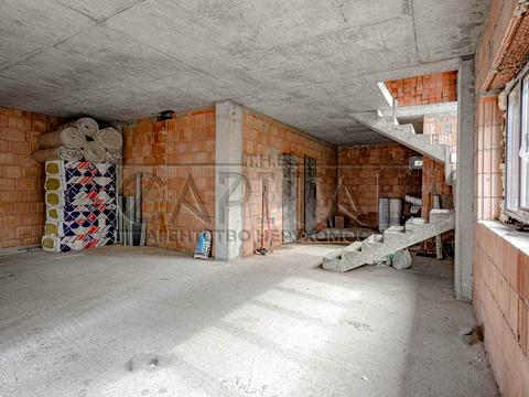 будинок за адресою Весняна вул. (Першотравнева)