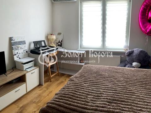 квартира за адресою Ревуцького вул., 54