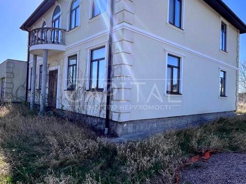 будинок за адресою с. Бишів, Яблунівська