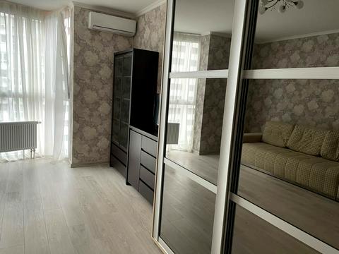 квартира по адресу Киев, Драгоманова ул., 2