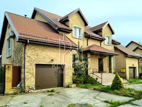 дом по адресу Каневская ул.