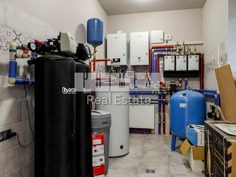 будинок за адресою Центральна вул.