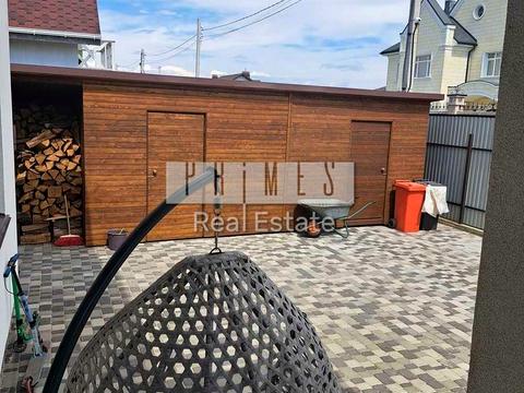 будинок за адресою Броварська вул.