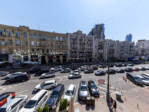 комерційна за адресою Басейна вул., 2