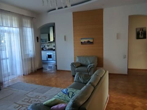 квартира за адресою Куликівський узвіз (Революції), 9