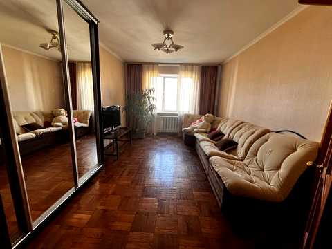 квартира по адресу Драгоманова ул., 42