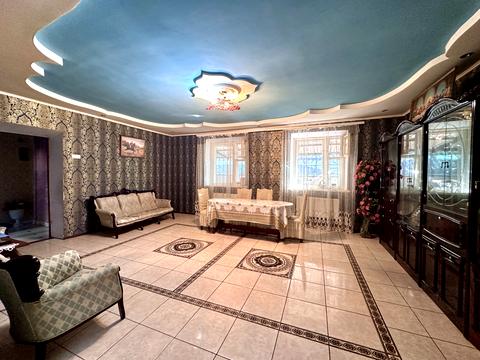 будинок за адресою Комарова, 41