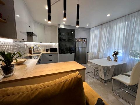квартира за адресою Каховська вул., 62