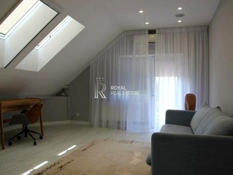 будинок за адресою жовтнева