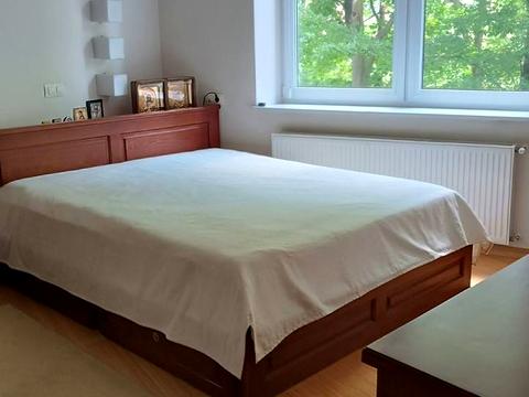 квартира за адресою Олександра Олеся вул., 25д