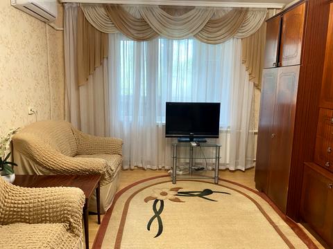 квартира по адресу Александра Мишуги ул., 1/4
