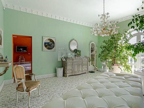 будинок за адресою вул. Редутна